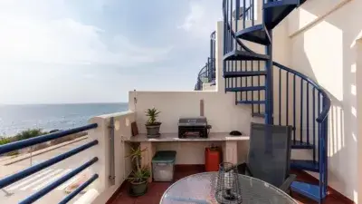 Casa adosada en Pozo del Esparto con vistas al mar