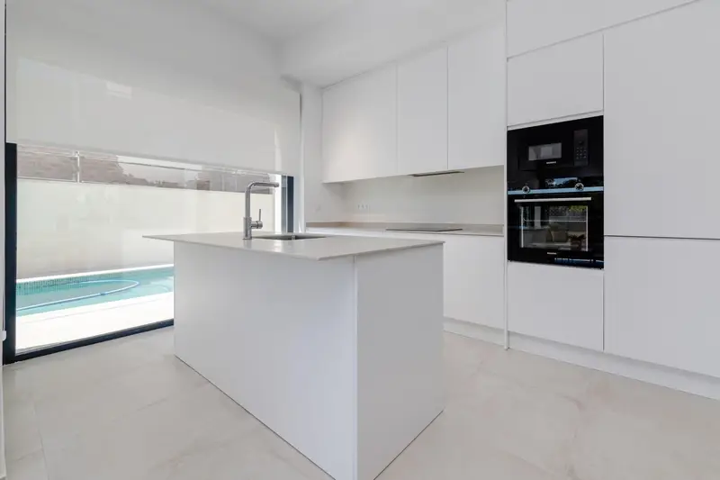 Alegría XII: Apartamentos de Lujo en Torrevieja