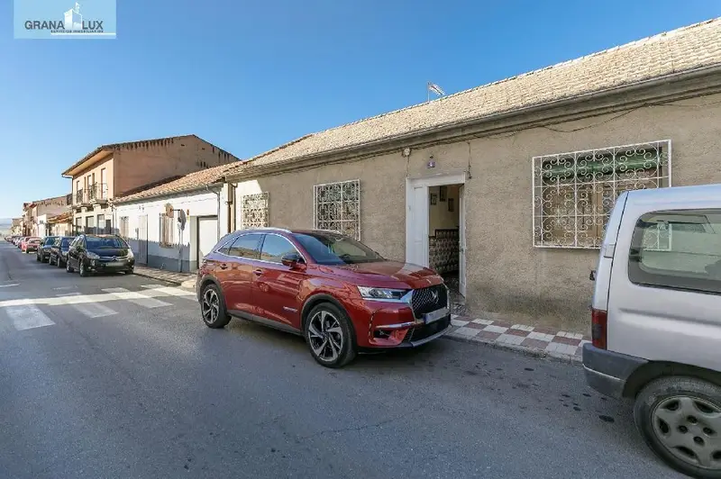 Venta Casa con Chimenea en Albolote Ideal Inversores