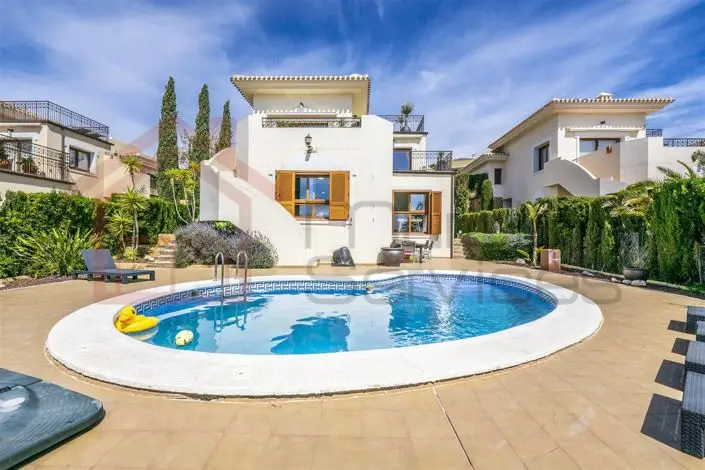 Villa de Lujo en Venta en La Manga Club Murcia