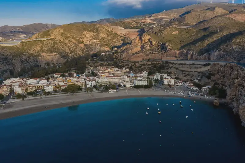 Piso en venta en Carchuna cerca de la playa