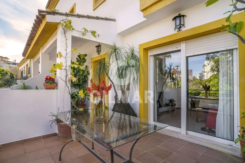 Pareado en Venta Estepona Pueblo 4 Dorm 3 Baños 269m2