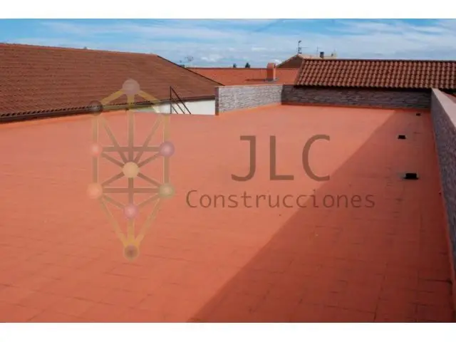 Local Comercial en Alquiler El Casar Guadalajara 581m2 Terraza Garaje