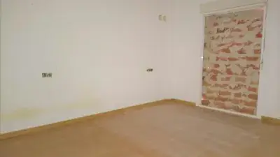 Casa adosada en venta en Calle Rochafria