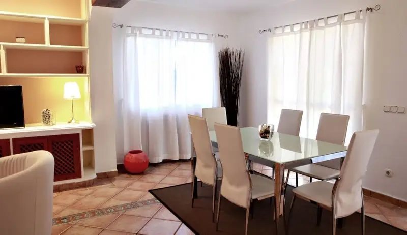 Villa en Venta Elviria Marbella Cerca de la Playa