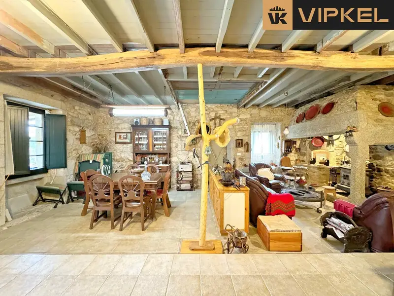 Casa Tradicional en Mazaricos con Finca y Garaje
