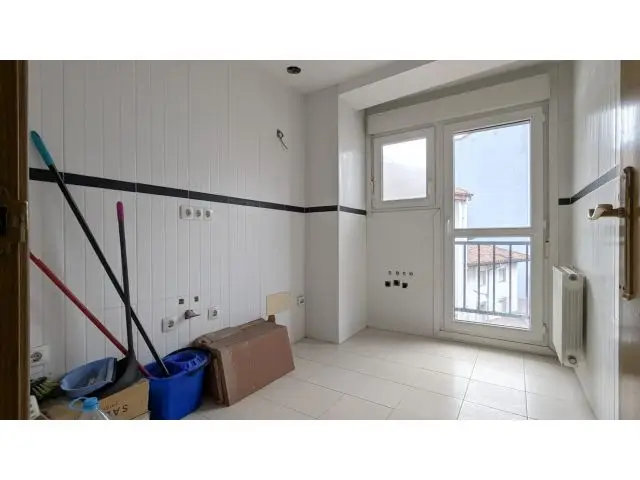 Dúplex Reformado 88m² Torrelavega  2 Dormitorios 2 Baños