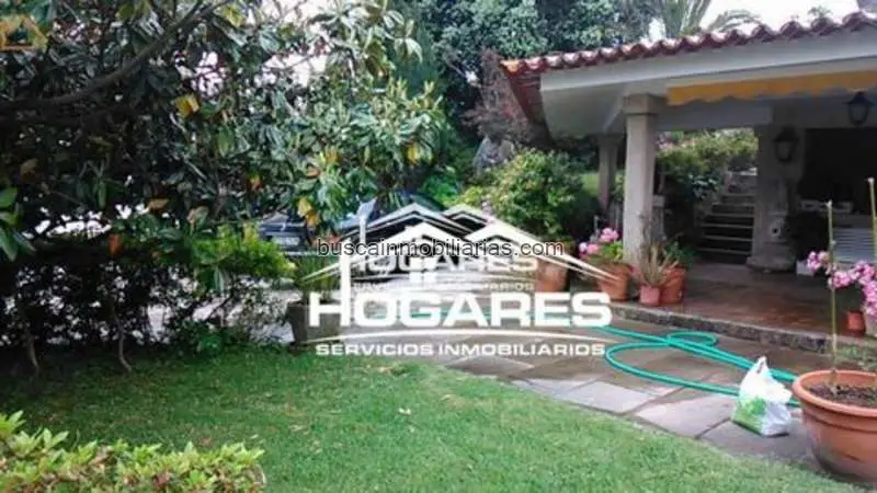 Villa en venta en Nigrán