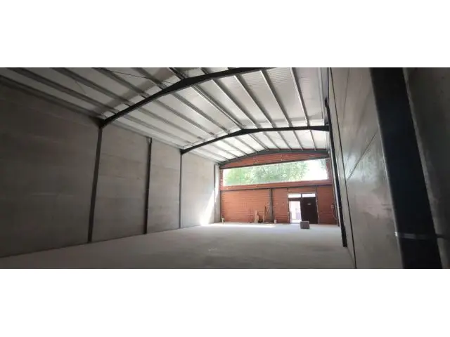 Local Comercial en Alquiler Tomelloso 300m2 Patio 14m Fachada