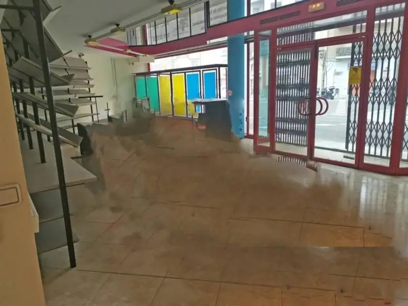 Local Comercial en Lleida 733m2 Terraza 150m2 Ideal Negocios