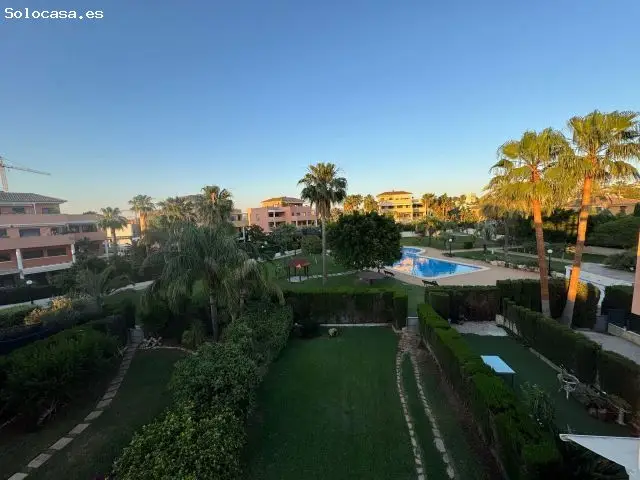 Apartamento en Alquiler Anual en Dénia Urbanización de Lujo