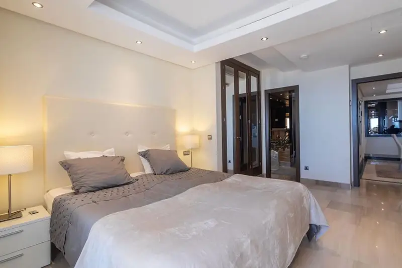 Apartamento en venta en Los Llanos, Estepona, Málaga