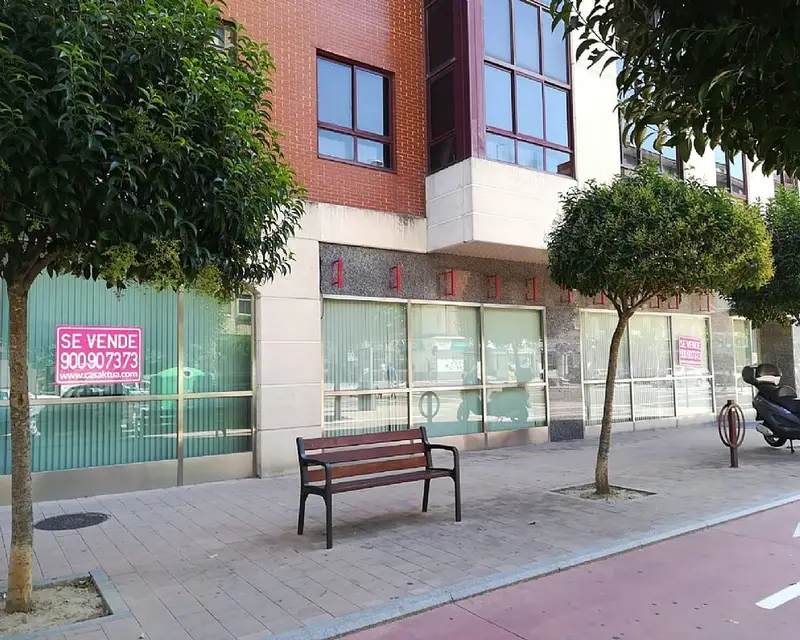 Local en Venta en Palencia 309 m2 2 Banos