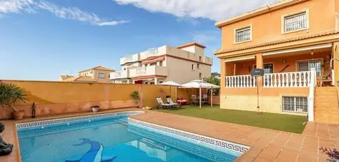 Casa Villa 4 Dormitorios Aguas Nuevas Torrevieja