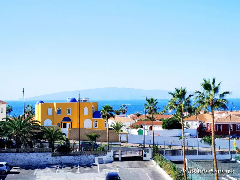 Apartamento con Vistas al Mar en Playa de La Arena