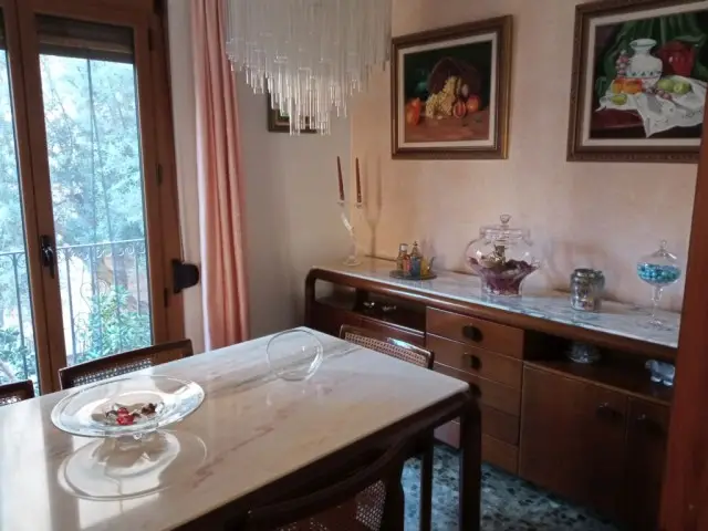 Casa 4 Dormitorios Oliva  Gran Terraza y Espacio Comercial
