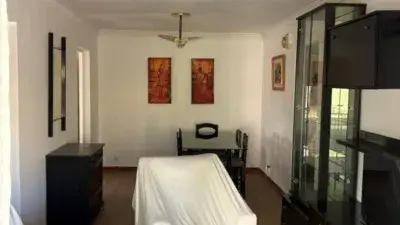 Piso en venta en Calle Marco Antonio 84m2 3 habitaciones