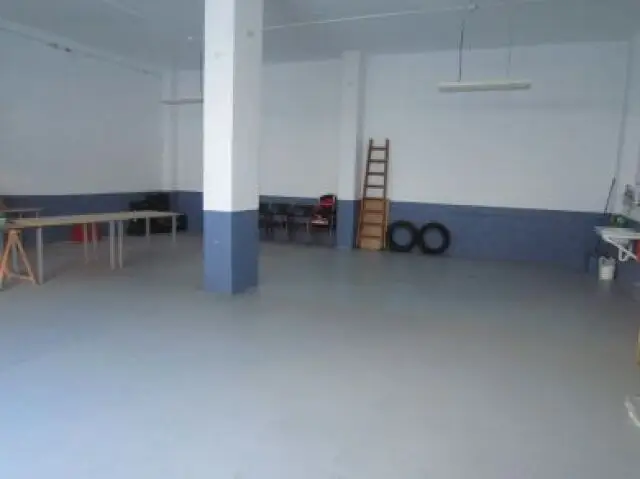 Venta Local Comercial Vitoriano 140m2 2 Despachos