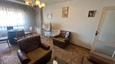 Piso en Venta Trobajo del Camino 3 habitaciones 1 baño