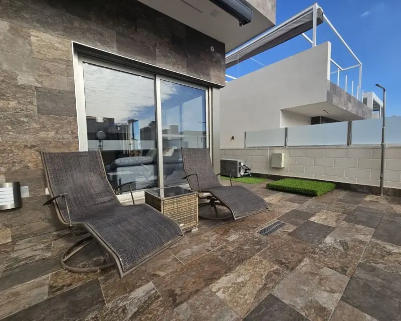 Villa de Lujo en Villamartin Orihuela Costa 4 Dormitorios Piscina Privada