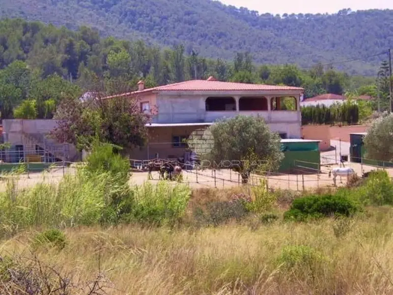Casa Rustica en Venta Vilamarxant 500m2 4 habitaciones