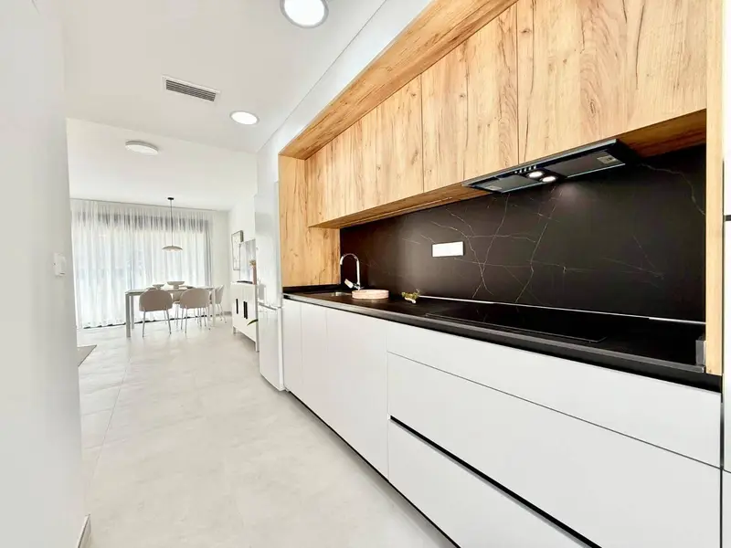 Adosados en Venta Cox Alicante con Piscina Comunitaria