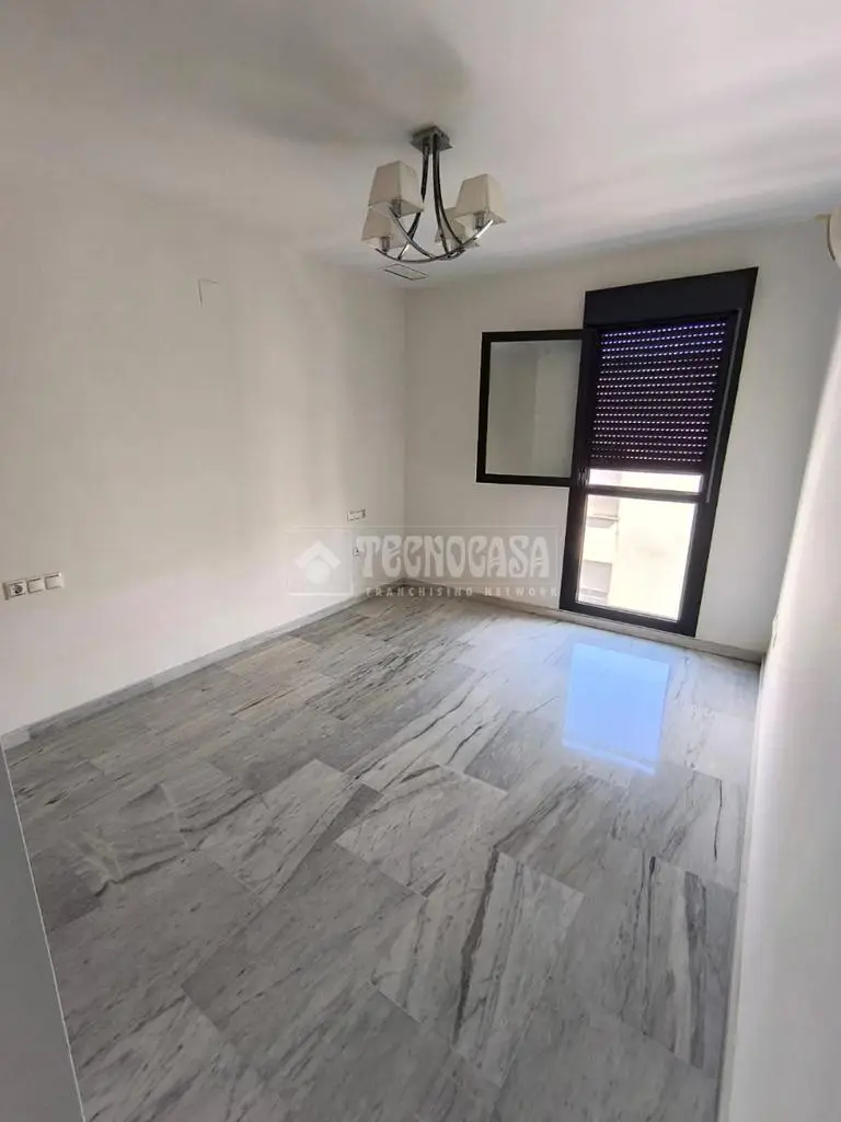 Piso en Venta en Cadiz 3 Dormitorios 91m2 Reciente Construccion