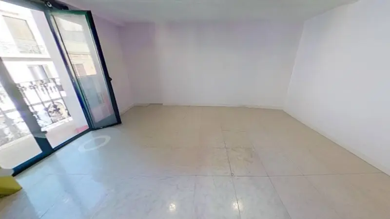 Piso en venta Barcelona 95m2 4 habitaciones 2 baños