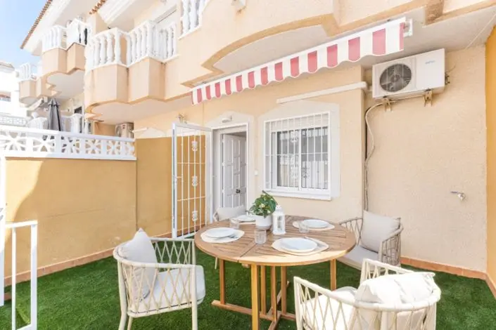 Duplex 2 Dormitorios Villamartin Reformado 2025