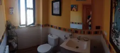 Chalet en venta en Calle Velilla