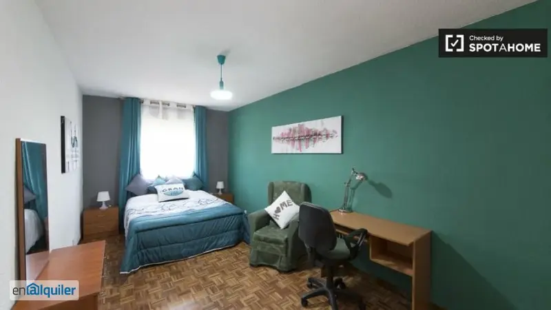 Habitación Luminosa en Alcalá de Henares Apartamento 5 Dormitorios
