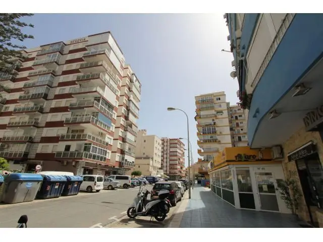 Piso 3 Dormitorios Torre del Mar Temporada Octubre Mayo