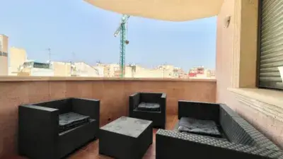 Apartamento en Alquiler Torrevieja 70m2 4 Dormitorios 2 Baños Cerca de la Playa