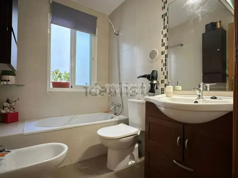 Apartamento en Venta Roquetas de Mar 2 Dormitorios 70m2