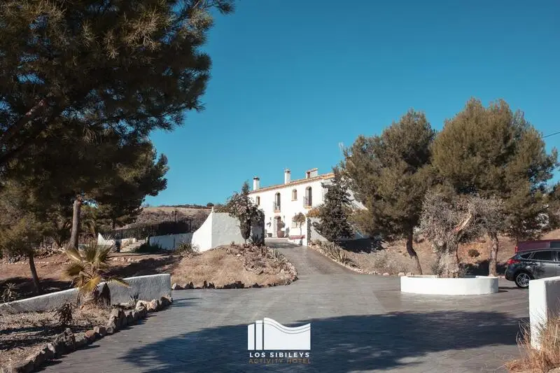 Casa de Campo con 7 Habitaciones y Licencia de Hotel