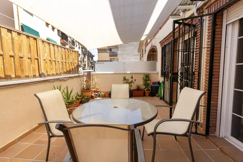 Piso en Venta Ogíjares 1 Dormitorio Terraza y Garaje