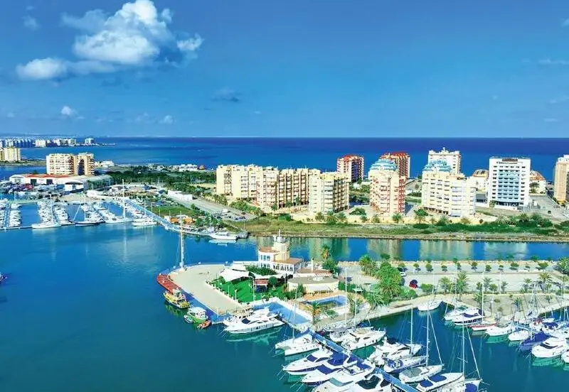 Apartamentos en venta La Manga del Mar Menor vistas al mar