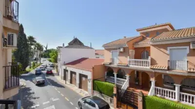 Piso en Venta en Atarfe 60m2 Garaje Piscina