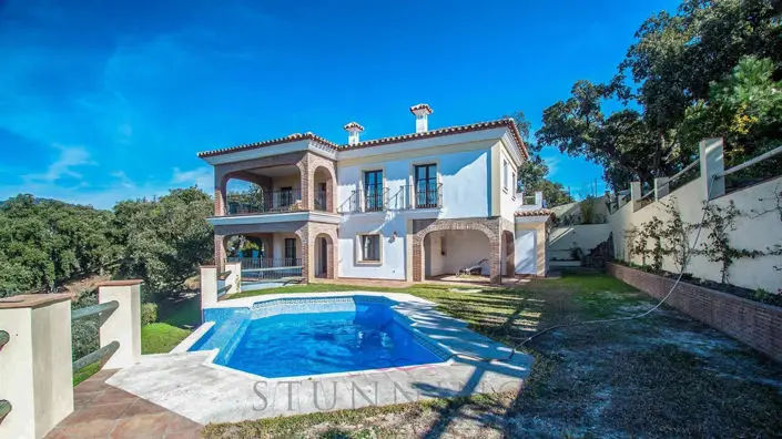 Villa de Lujo en Andalucia con Vistas a la Montana