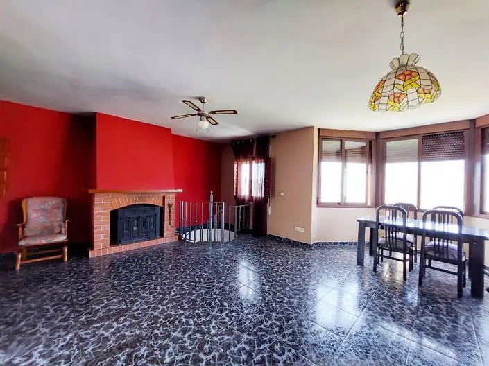 Villa de 2 Dormitorios en Venta Sayalonga
