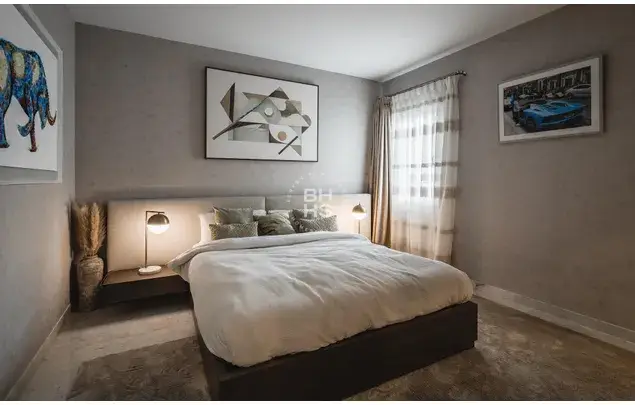 Rent 3 bedroom apartment of 199 m² in Marbella