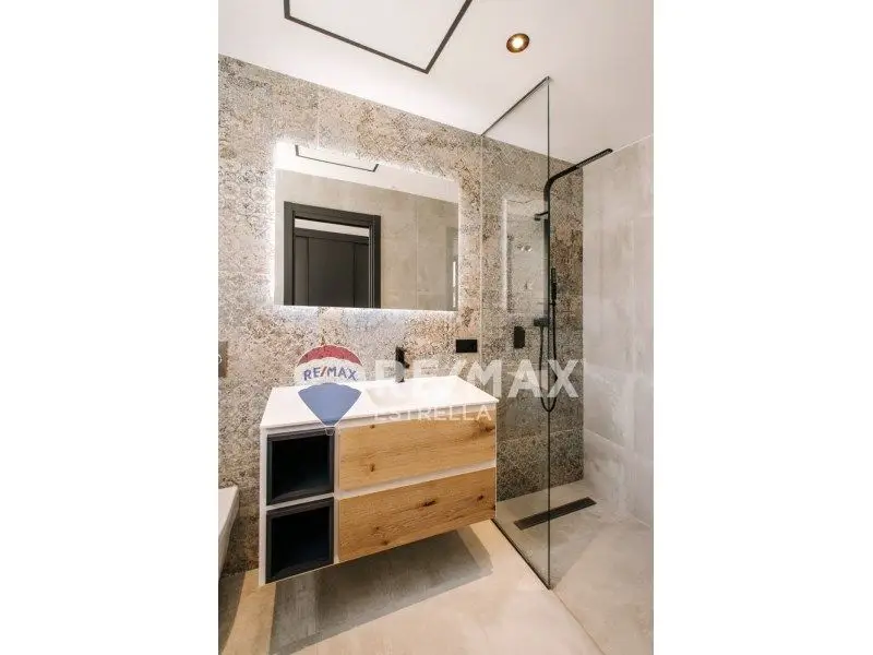 Bungalow de Lujo en Quesada con Solarium Privado