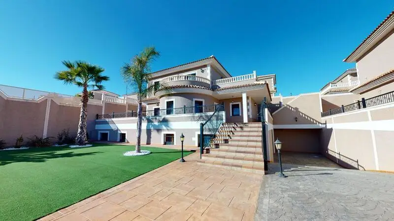 3 Cuarto Villa en venta
Torrevieja, Alicante