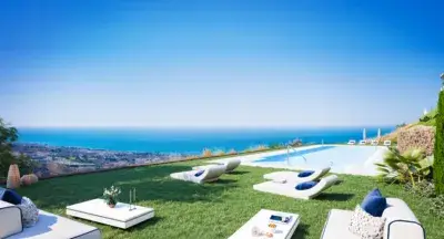 Atico en Venta en Bahia de Malaga con Vistas Increibles