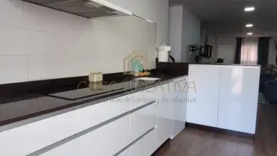 Piso 89m2 L'Olleria 3 habitaciones 2 banos Patio 100m2 Reformado
