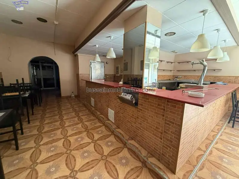 Local comercial en venta en Montcada i Reixac