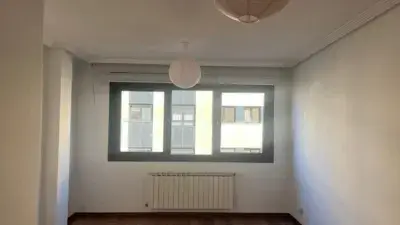 Piso en alquiler en Calle de Álava