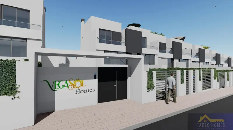 Adosado en Cox con Terraza y Piscina Comunitaria