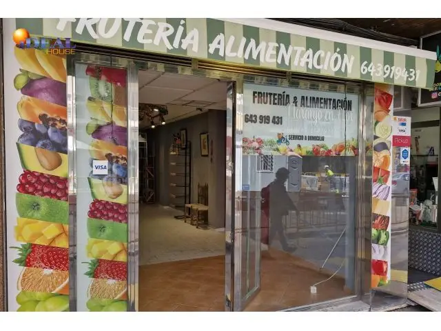 Local Comercial en Emperatriz Eugenia Granada