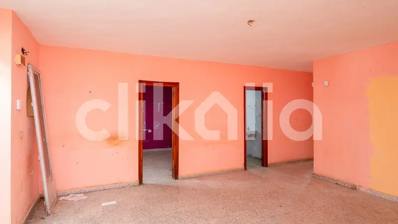 Piso en Venta Salobreña 88m2 3 Dormitorios 1 Baño